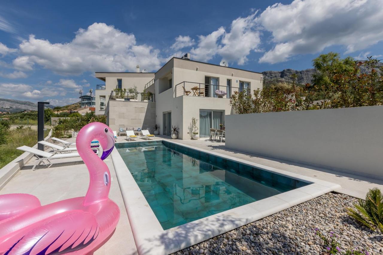 Villa Callista Zrnovnica Bagian luar foto